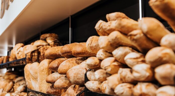 Pieczywo dla gastronomii w Krakowie – sprawdzony partner dla restauracji, kawiarni i cateringu