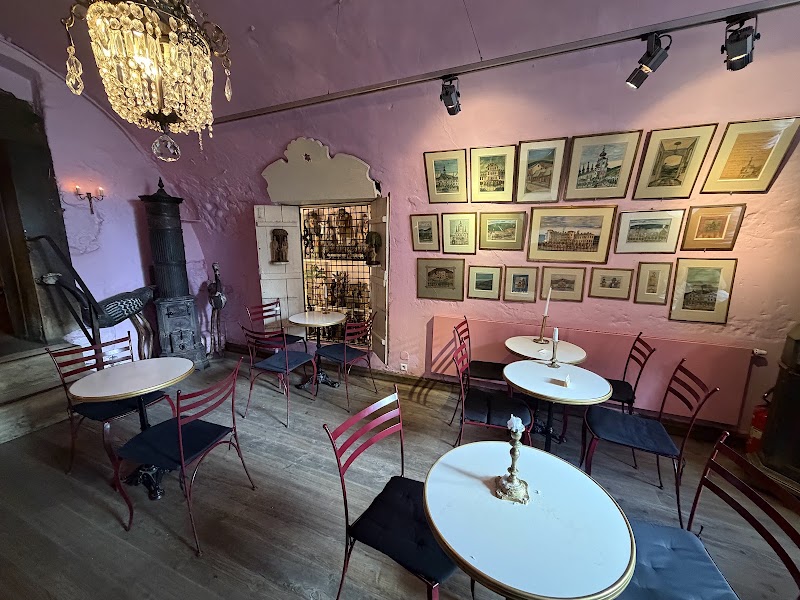 Camelot Cafe