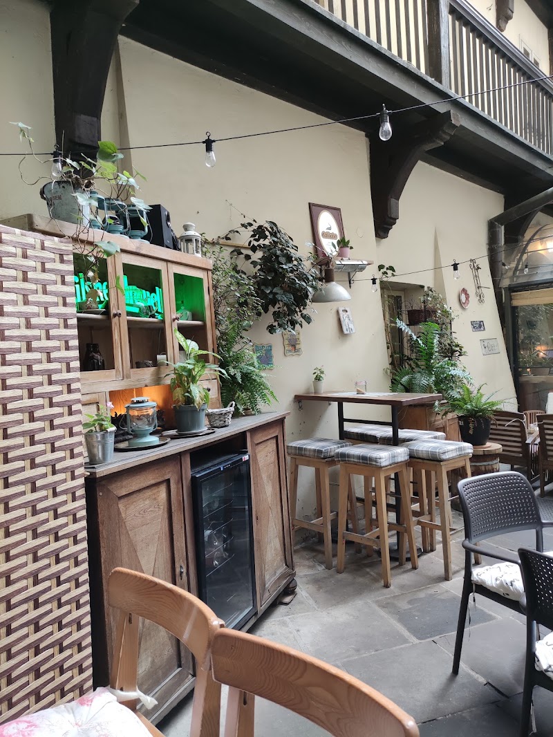 Magia Cafe & Bar